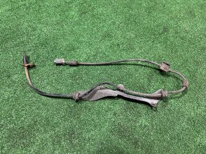 Датчик ABS задний левый 27540SC010 SUBARU FORESTER