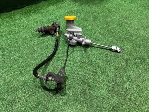 Главный цилиндр сцепления 37230SC010 30620AA140 SUBARU FORESTER