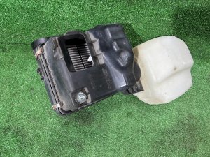 Корпус воздушного фильтра SUBARU FORESTER OEM 46052AG051 46052AG080 SH5 2007 EJ205 MT5