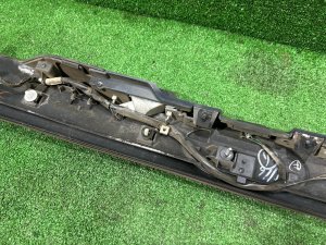 Накладка крышки багажника SUBARU FORESTER OEM 91112SC000EN SH5 2007 GREY 61K