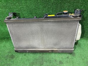 Радиатор двигателя SUBARU FORESTER OEM 45119FG010 SH5 2007 EJ205 MT5