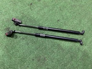 Амортизаторы капота 57251FG010 57259FG000 SUBARU FORESTER