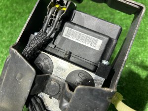 Блок abs SUBARU LEGACY LANCASTER OEM 27539AE060 BHE 2002 EZ30 AT