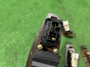 Блок управления стеклоподъемниками SUBARU LEGACY LANCASTER OEM 83071AE080 83071AE040 BHE BH9 2002 EZ30 AT