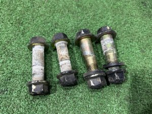 Болты развальные передние SUBARU LEGACY LANCASTER OEM 20540AA090, 20540AA100 BHE BH9 BH5 BE5 BE9 BEE 2002 EZ30 AT