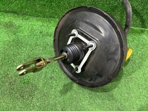 Главный тормозной цилиндр SUBARU LEGACY LANCASTER OEM 26401FA020 BHE BEE 2002 EZ30 AT