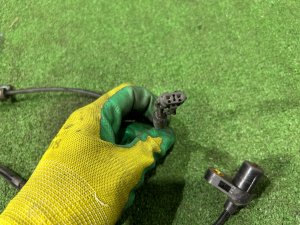 Датчик ABS задний правый SUBARU LEGACY LANCASTER OEM 27540AE020 BHE BH9 2002 EZ30 AT