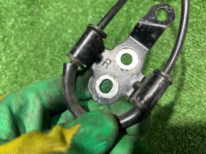 Датчик ABS передний правый SUBARU LEGACY LANCASTER OEM 27540AE020 BHE BH9 2002 EZ30 AT