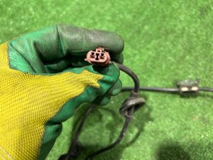 Датчик ABS передний правый SUBARU LEGACY LANCASTER OEM 27540AE020 BHE BH9 2002 EZ30 AT