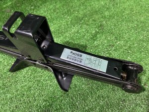 Домкрат высокий SUBARU LEGACY LANCASTER OEM 97030AC061 BHE 2002