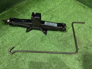 Домкрат высокий 97030AC061 SUBARU LEGACY LANCASTER