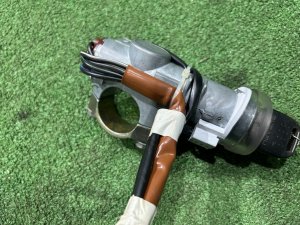 Замок зажигания Комплект замков SUBARU LEGACY LANCASTER OEM 57491AE740 88035AE100 BHE BH9 BH5 2002 SILVER/GREY 1U2