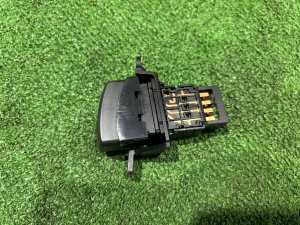 Кнопка аварийной остановки SUBARU LEGACY LANCASTER OEM 83037AE000 BH9 2002 EZ30 AT