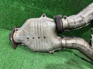 Выпускной коллектор БЕЗ КАТАЛИЗАТОРА !!! SUBARU LEGACY LANCASTER OEM 44101AE050 BHE BEE 2002 EZ30 AT
