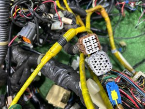 Коса SUBARU LEGACY LANCASTER OEM 81200AE770 81401AE905 81501AE700 BHE 2002 EZ30 AT