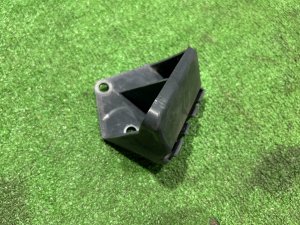 Крепление заднего бампера левое 57707AE070 SUBARU LEGACY LANCASTER