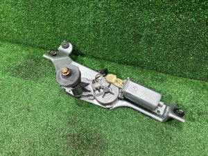 Моторчик заднего дворника SUBARU LEGACY LANCASTER OEM 86511AE010 BH9 2002 EZ30 AT