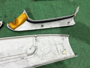 Обшивка пятой двери SUBARU LEGACY LANCASTER OEM 94352AE000GF 94320AE011AD 94310AE000GF 94310AE020GF BHE 2002 SILVER/GREY 1U2