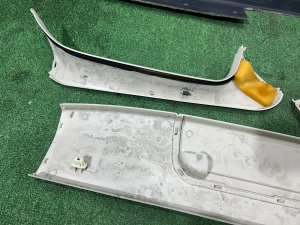 Обшивка пятой двери SUBARU LEGACY LANCASTER OEM 94352AE000GF 94320AE011AD 94310AE000GF 94310AE020GF BHE 2002 SILVER/GREY 1U2