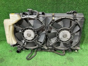 Радиатор двигателя 45111AE060 SUBARU LEGACY LANCASTER