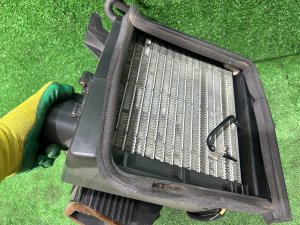 Радиатор кондиционера салона SUBARU LEGACY LANCASTER OEM 72210AE111 BHE BH9 BH5 BE5 BE9 BEE 2002 EZ30 AT