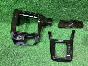 Рамка магнитофона 66060AE330, 66050AE260 SUBARU LEGACY LANCASTER