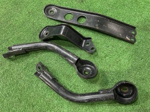 Распорки задней балки 20157AE050 20157AE060 20157AE000 SUBARU LEGACY LANCASTER