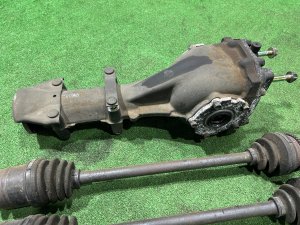 Редуктор с приводами G/R=4.111 LSD SUBARU LEGACY LANCASTER OEM 27011AA730 BHE BH9 BH5 BE5 BE9 BEE 2002 EZ30 AT