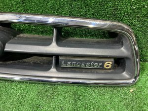 Решетка радиатора SUBARU LEGACY LANCASTER OEM 91121AE260 BHE 2002 SILVER/GREY 1U2