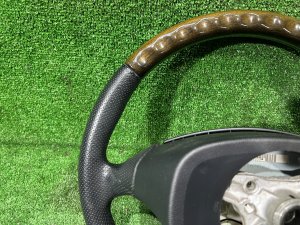 Руль MOMO темное дерево SUBARU LEGACY LANCASTER OEM 34311AE310 BHE BH9 BH5 2002 SILVER/GREY 1U2