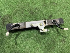 Ручка пятой двери SUBARU LEGACY LANCASTER OEM 62150AA211 84301AC030 BHE 2002 SILVER/GREY 1U2