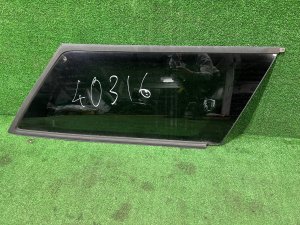 Стекло багажника правое целый молдинг 65210AE250NB SUBARU LEGACY LANCASTER