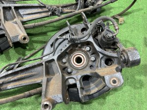 Ступицы задние SUBARU LEGACY LANCASTER OEM 28462AE011 28474AE000 20252AE001 26700AE030 BHE BH9 BH5 BE5 BE9 BEE 2002 EZ30 AT