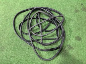 Уплотнители дверей 63571SC000 63572SC000 63572SC010 SUBARU FORESTER