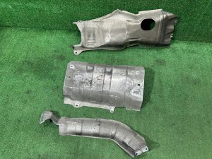 Тепловые экраны глушителя 59024AE010 59024AE060 SUBARU LEGACY LANCASTER