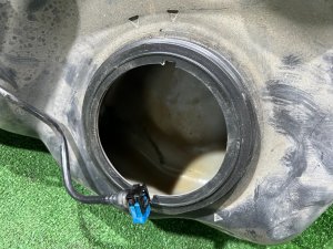 Бензобак TOYOTA PRIUS OEM 77001-47120 ZVW30 2012 2ZRFXE