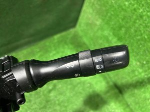 Блок подрулевых переключателей TOYOTA PRIUS OEM 8414012570 ZVW30 2012 2ZRFXE