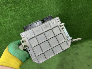 Блок управления двигателя TOYOTA PRIUS OEM 89661-47200 ZVW30 2012 2ZRFXE