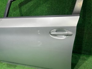 Дверь передняя левая TOYOTA PRIUS OEM 67002-47070 ZVW30 2012 SILVER 1F7