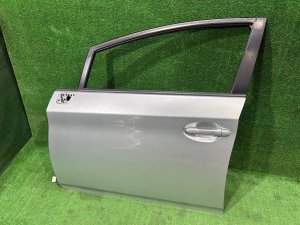 Дверь передняя левая 67002-47070 TOYOTA PRIUS
