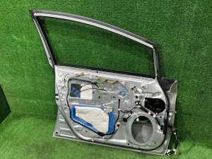Дверь передняя левая TOYOTA PRIUS OEM 67002-47070 ZVW30 2012 SILVER 1F7