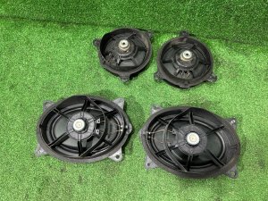 Динамики TOYOTA PRIUS OEM 8616047070 ZVW30 2012