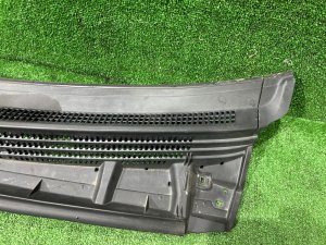 Жабо TOYOTA PRIUS OEM 5570847101 ZVW30 2012