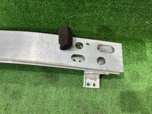 Жесткость бампера передняя TOYOTA PRIUS OEM 52021-47081 57013-47030 57014-47030 ZVW30 2012