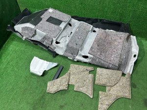 Ковер салона черный TOYOTA PRIUS OEM 5851047211B2 ZVW30 2012 SILVER 1F7