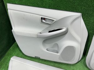 Обшивка дверей TOYOTA PRIUS OEM 67610-47500-G3 67620-47500-G3 67630-47220-G3 67640-47220-G3 ZVW30 2012 SILVER 1F7