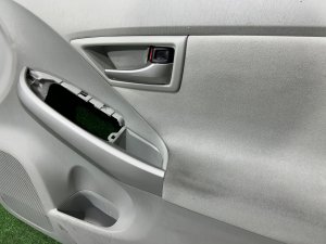 Обшивка дверей TOYOTA PRIUS OEM 67610-47500-G3 67620-47500-G3 67630-47220-G3 67640-47220-G3 ZVW30 2012 SILVER 1F7