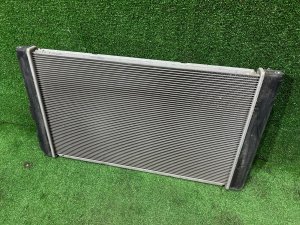 Радиатор двигателя TOYOTA PRIUS OEM 1640037230 ZVW30 2012 2ZRFXE