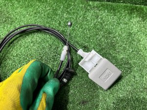 Тросик капота TOYOTA PRIUS OEM 53630-47050 ZVW30 2012 SILVER 1F7