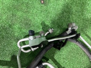 Трубки кондиционера TOYOTA PRIUS OEM 88703-47040 88710-47150 88707-47041 ZVW30 2012 2ZRFXE